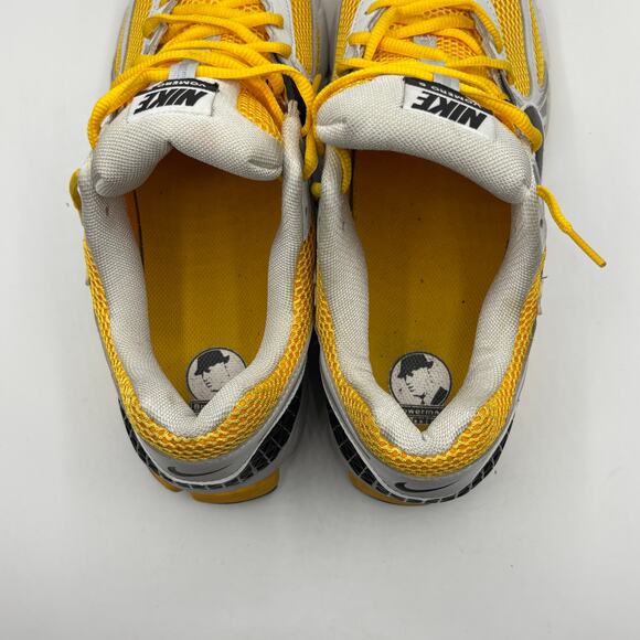 NIKE Zoom Vomero 5 Photon Dust University Gold Black Yellow Sz 11.5